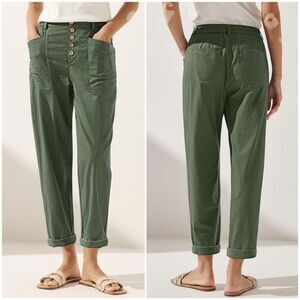 NWT LINTICO HEIDI LINEN SIMPLE BUTTON TROUSERS in Forest Green bohemian Size S